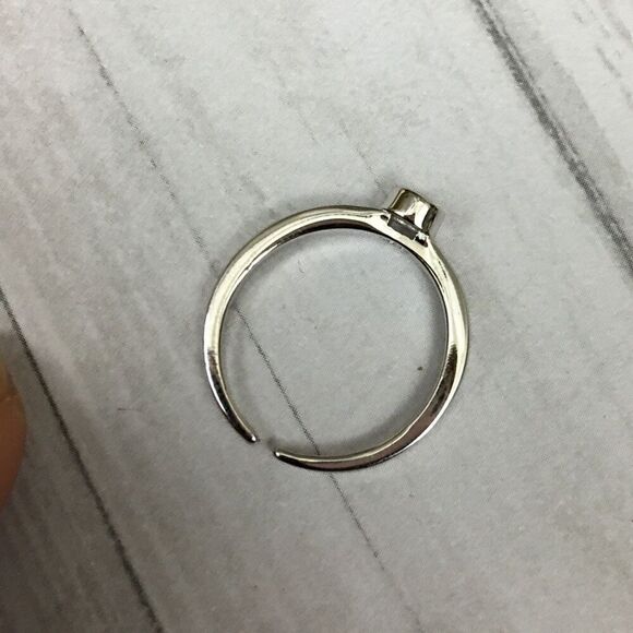 Sterling Silver Solitaire CZ Toe Ring - Picture 6 of 6